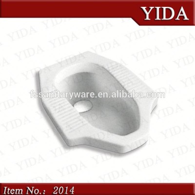 two piece squat toilet, squat wc most economic with plastic water tank, ceramic squat toilet